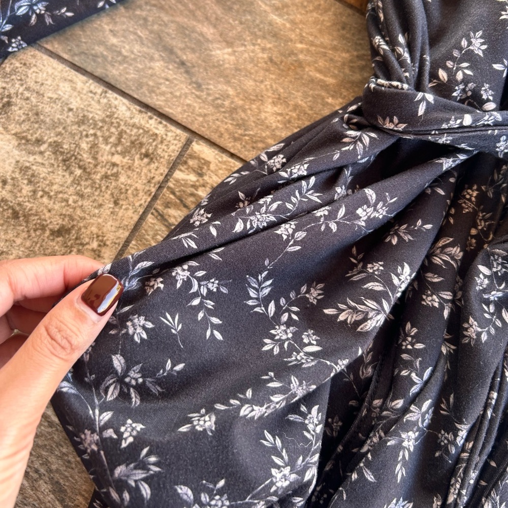 Amazon Brand Women’s Robe - Picture 4 of 8